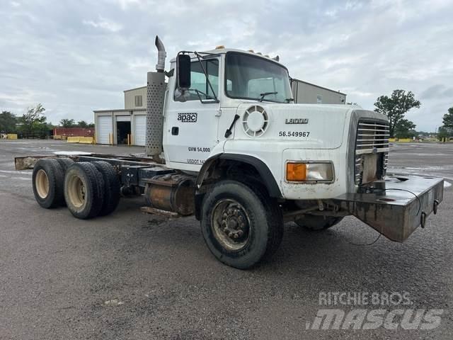 Ford LTS9000 Cabins and interior