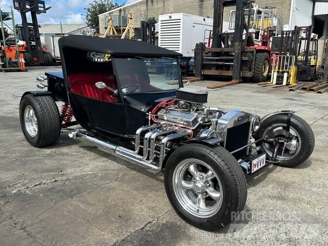 Ford T Bucket Automobiles / SUVS