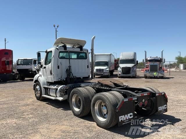 Freightliner  Conventional Trucks / Tractor Trucks