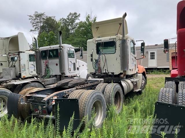 Freightliner  Conventional Trucks / Tractor Trucks
