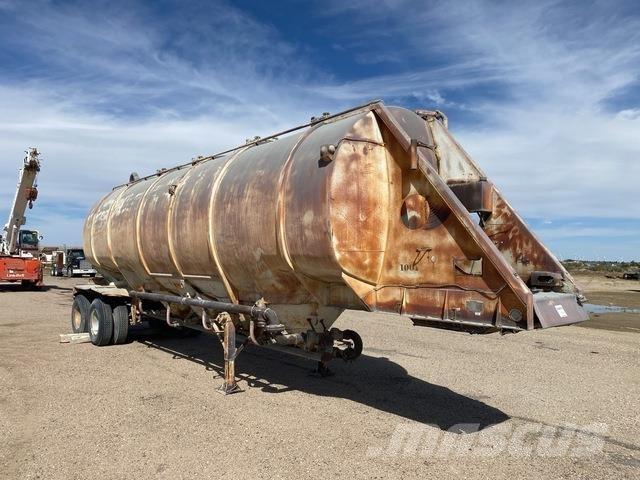 Fruehauf HEBF2 Sand And Salt Spreaders