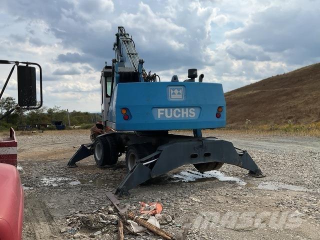 Fuchs MHL340 Waste / Industry Handlers