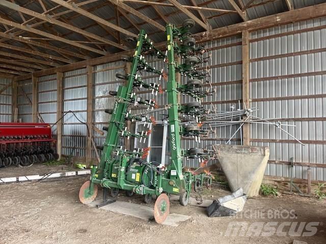 Garford 3212 Cultivators