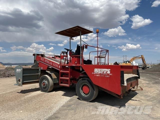  Geffs WHSM Sand And Salt Spreaders