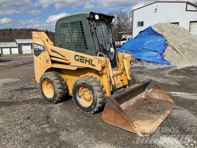 Gehl 5240E Skid Steer Loaders