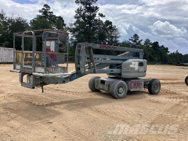 Genie  Articulated boom lifts