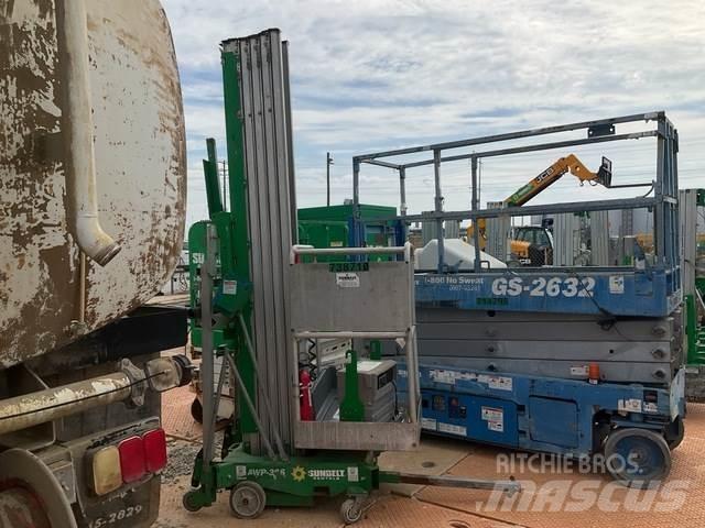 Genie AWP-36S Vertical mast lifts