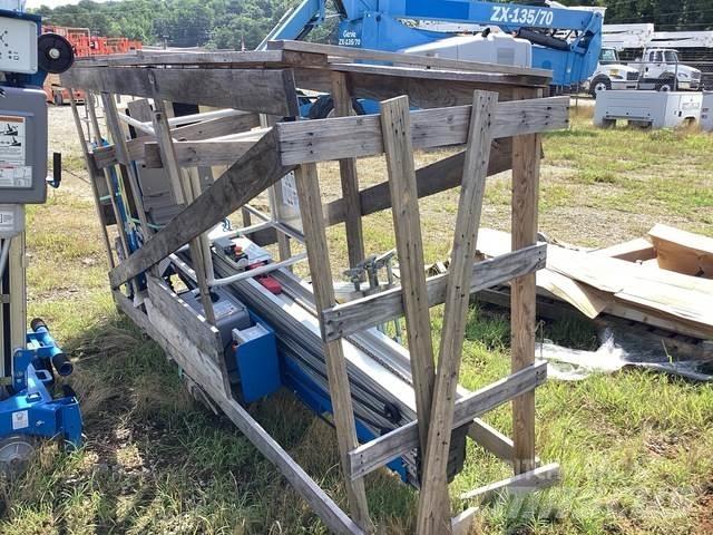 Genie AWP-36S Vertical mast lifts