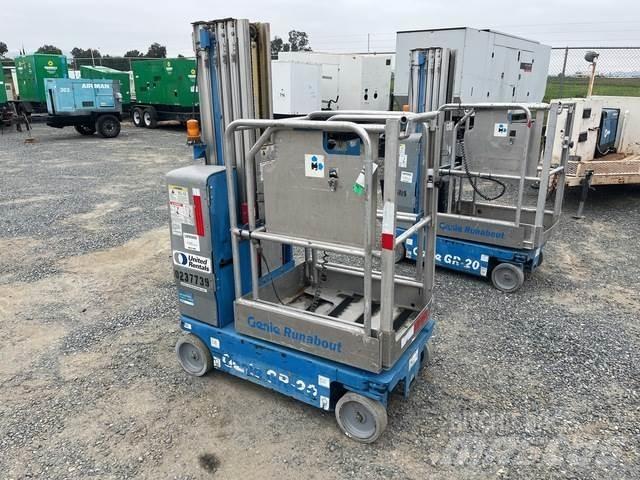 Genie GR-20 Vertical mast lifts