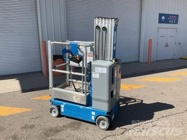 Genie GR-20 Vertical mast lifts