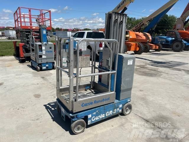 Genie GR-20 Vertical mast lifts