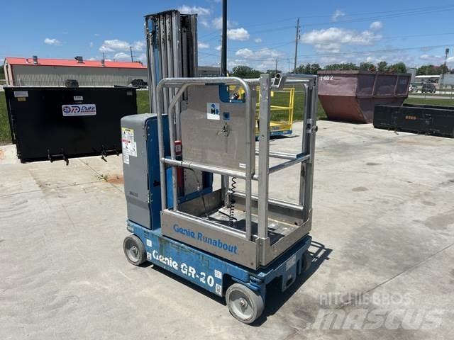 Genie GR-20 Vertical mast lifts