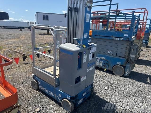 Genie GR-20 Vertical mast lifts