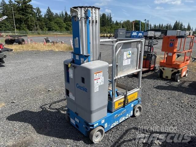 Genie GR-20 Vertical mast lifts