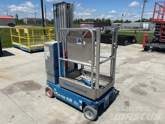 Genie GR-20 Vertical mast lifts
