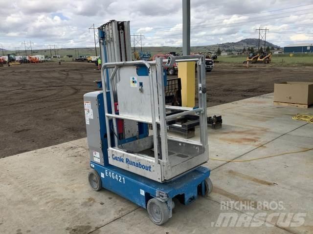 Genie GR-20 Vertical mast lifts