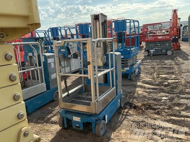 Genie GR-20 Vertical mast lifts