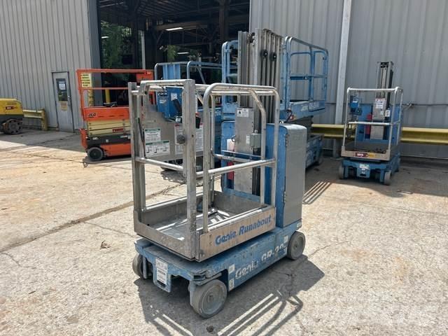 Genie GR-20 Vertical mast lifts