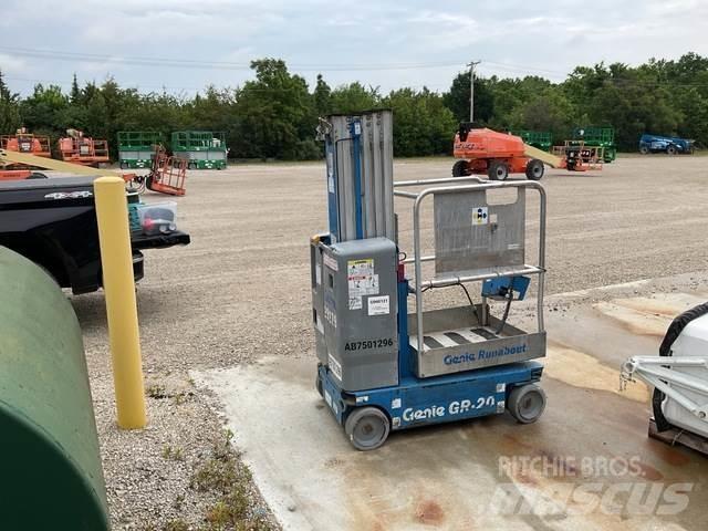 Genie GR-20 Vertical mast lifts