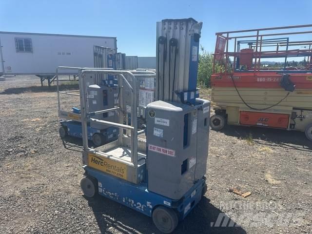 Genie GR-20 Vertical mast lifts