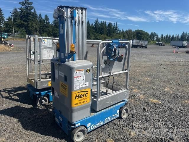 Genie GR-20 Vertical mast lifts