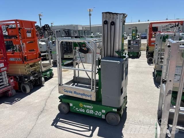 Genie GR-20 Vertical mast lifts
