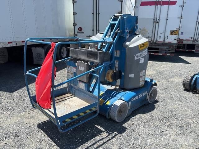 Genie GR-26J Vertical mast lifts