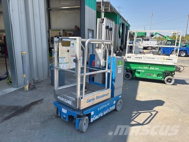 Genie GR20 Vertical mast lifts