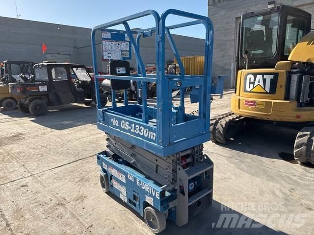 Genie GS-1330M Scissor Lifts