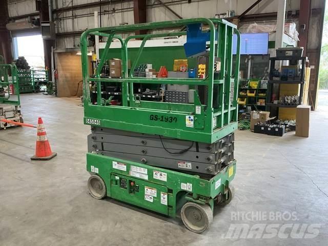 Genie GS-1930 Scissor Lifts