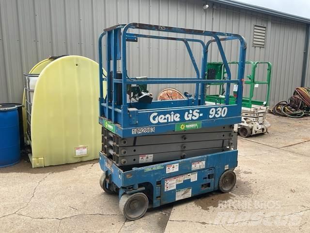 Genie GS-1930 Scissor Lifts