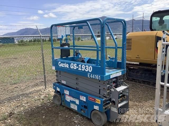 Genie GS-1930 Scissor Lifts