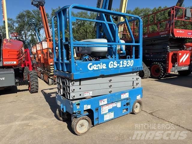 Genie GS-1930 Scissor Lifts