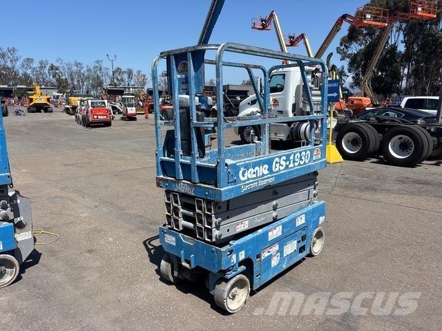 Genie GS-1930 Scissor Lifts