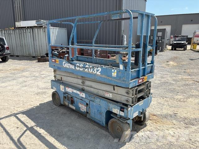 Genie GS-2032 Scissor Lifts