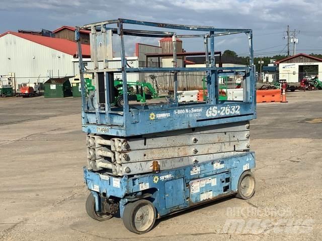 Genie GS-2632 Scissor Lifts