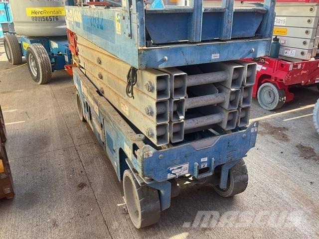 Genie GS-2632 Scissor Lifts