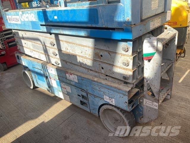 Genie GS-2632 Scissor Lifts