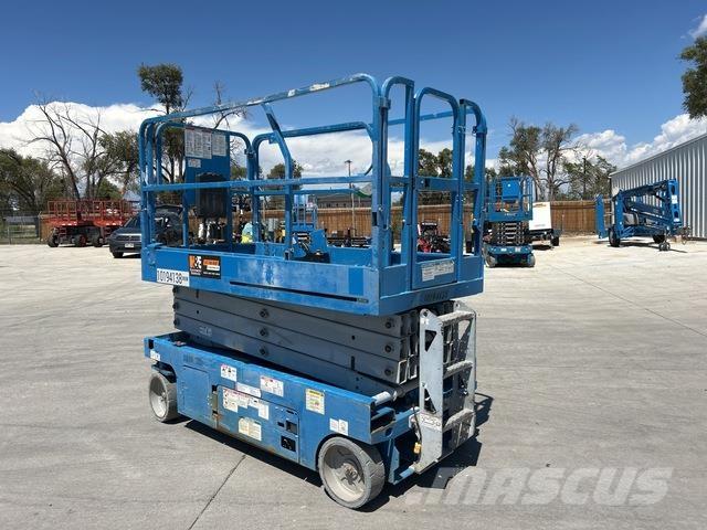 Genie GS-2646 Scissor Lifts
