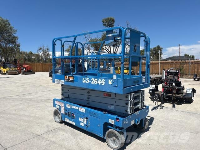 Genie GS-2646 Scissor Lifts