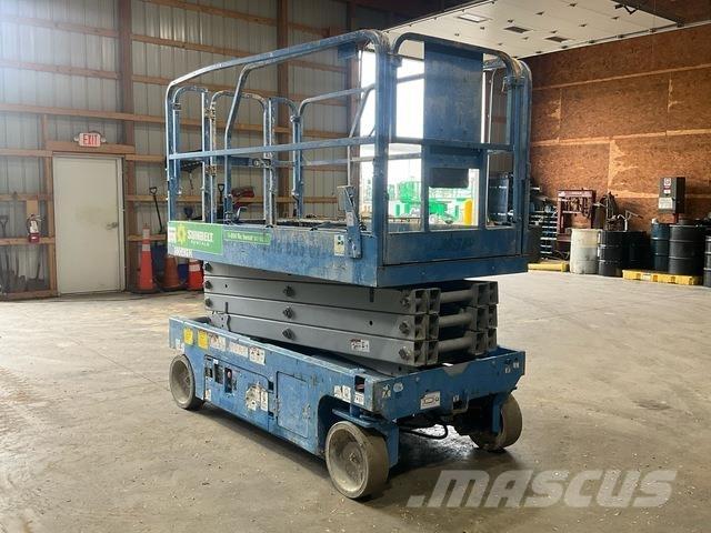Genie GS-2646 Scissor Lifts