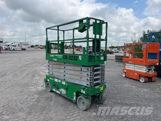 Genie GS-3232 Scissor Lifts