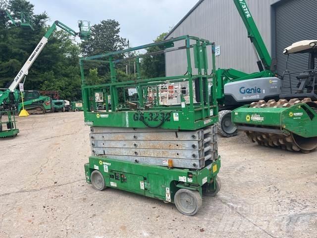 Genie GS-3232 Scissor Lifts