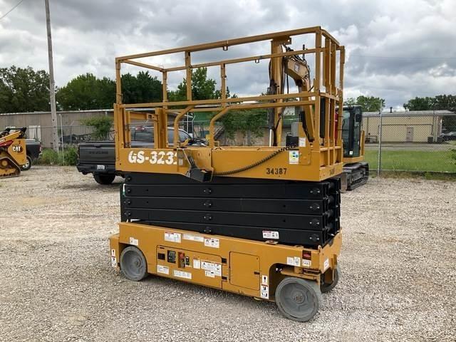Genie GS-3232 Scissor Lifts