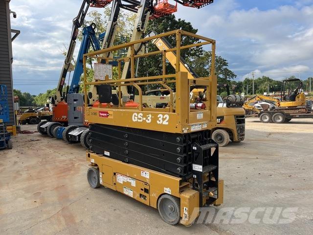 Genie GS-3232 Scissor Lifts