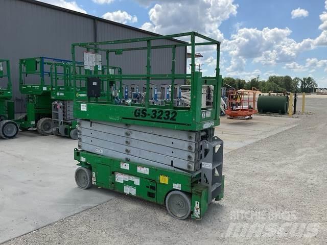 Genie GS-3232 Scissor Lifts