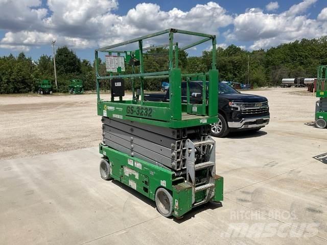 Genie GS-3232 Scissor Lifts
