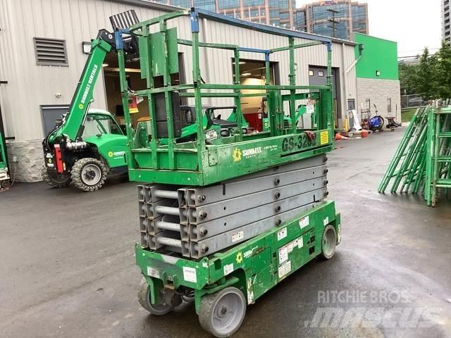 Genie GS-3232 Scissor Lifts