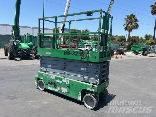 Genie GS-3232 Scissor Lifts