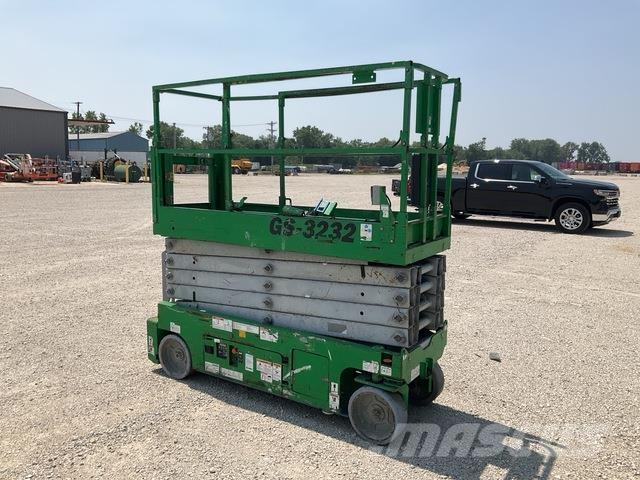 Genie GS-3232 Scissor Lifts